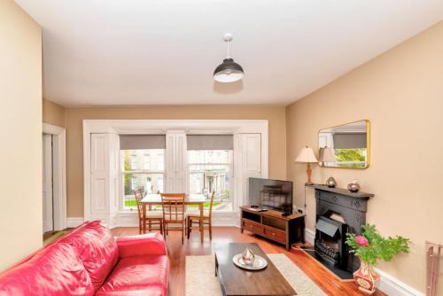 Flat 4, 2 Victoria Street