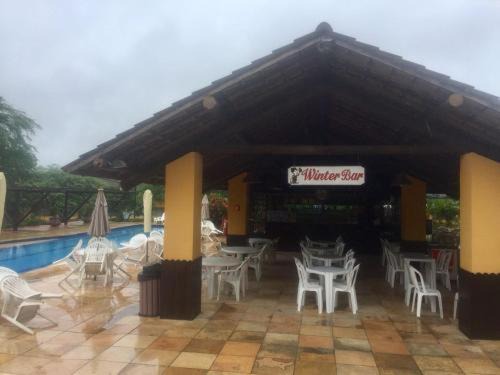 Flat 617 Winterville Gravata