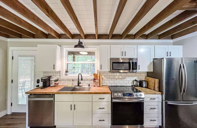 Flat Branch Lodge - Tracy City, TN