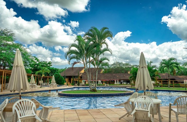 Flat com vista Lago e piscina aquecida