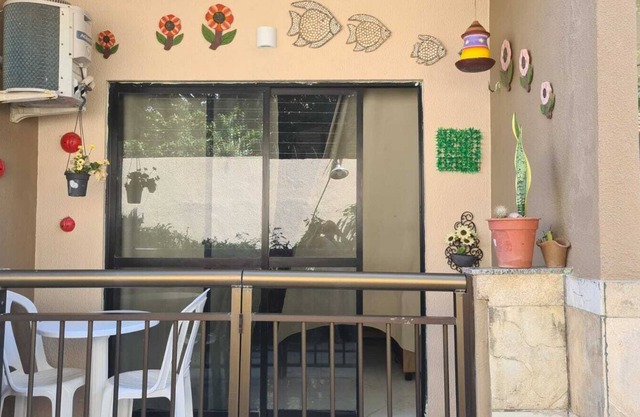 Flat in front of Beach Park