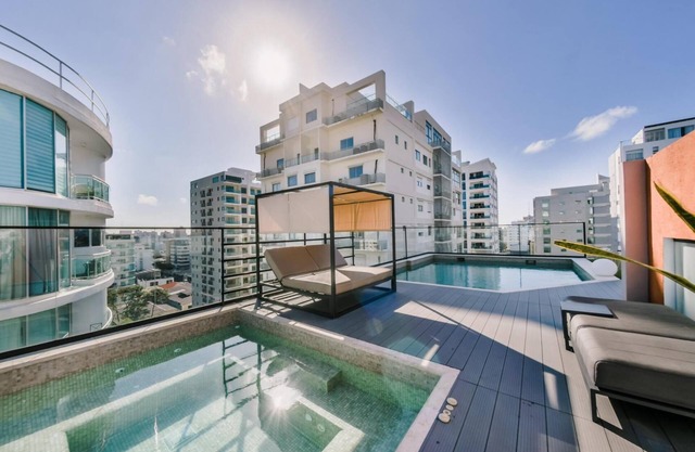 Flat in Regatta II With Breakfast Included 203