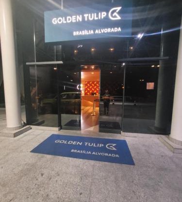 Flat no Golden Tulip By Rei dos Flats