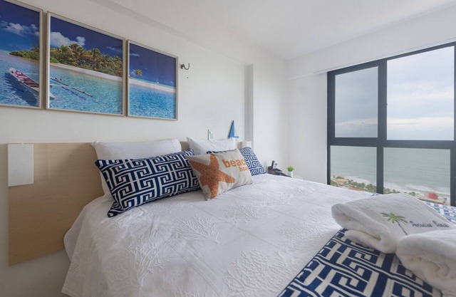 Flat with spectacular view of PONTA NEGRA BEACH, 55 MB Wi-Fi, garage