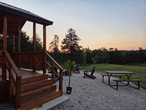 Flint Rock Cabins - The Spear