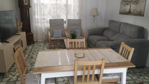 Flor de Almendro, cerca de Toledo y Puy du Fou