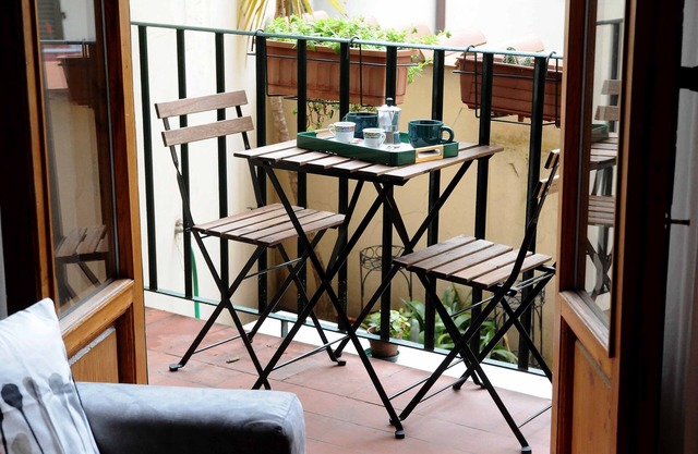 FLORENCE ARMONIA, bright and quiet apartment in Florence, for 4 people