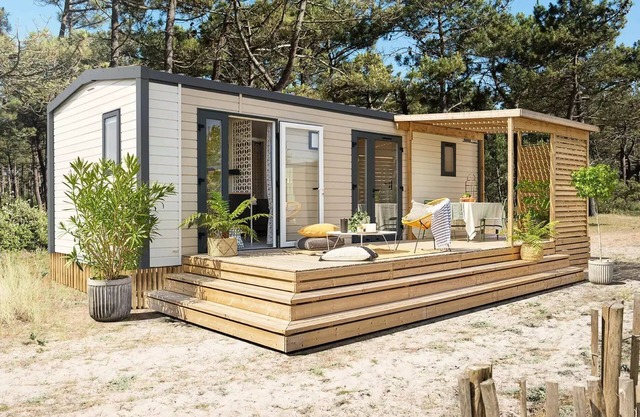 Flower Camping de Mars * - Mobile home Loire view 33m2 Premium/2 bedrooms + TV + LV + Clim + Terrace covered 4 people