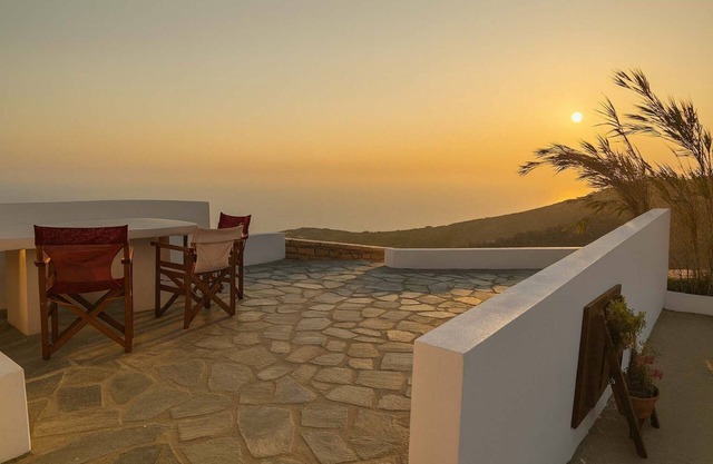 Folegandros Galano Hideaway - Moniasma SeaViews