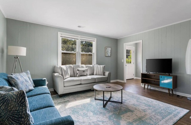 Folly Beach Duplex - 2 Blocks to Beach - Sleeps 12