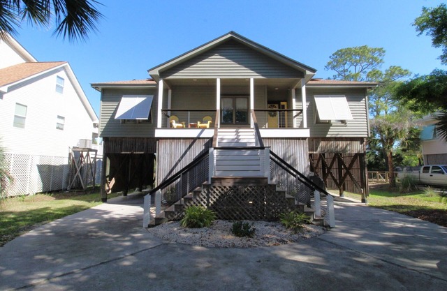 Folly's Hidden Gem~The West Indie Inn