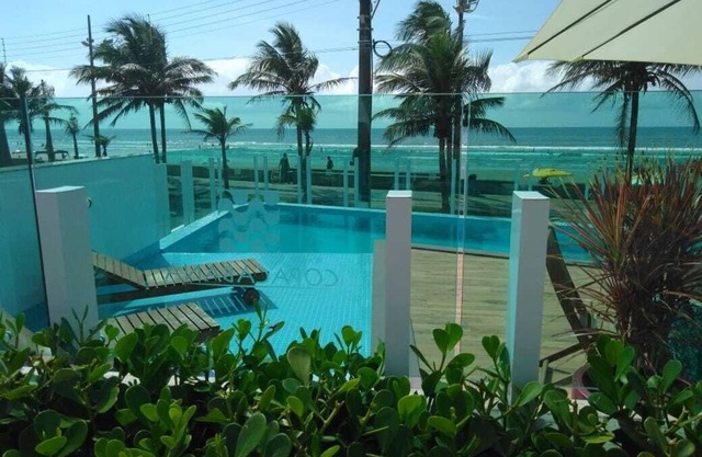 FOOT IN THE SAND - MONGAGUÁ