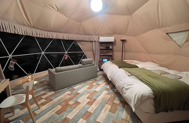 For 3 people Premium Dome 6m Tent F with shower/Ito Shizuoka
