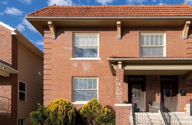 Forest Park 4BR/3BA | 1st Fl Master/ABODEbucks