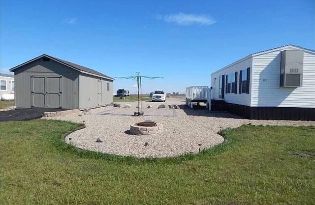 "Founder's Retreat" - Trailer & Bunk House - Ackerman Valley