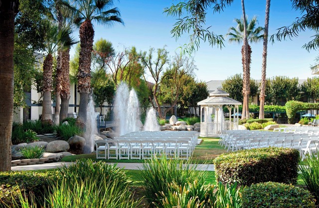 Four Points by Sheraton Bakersfield