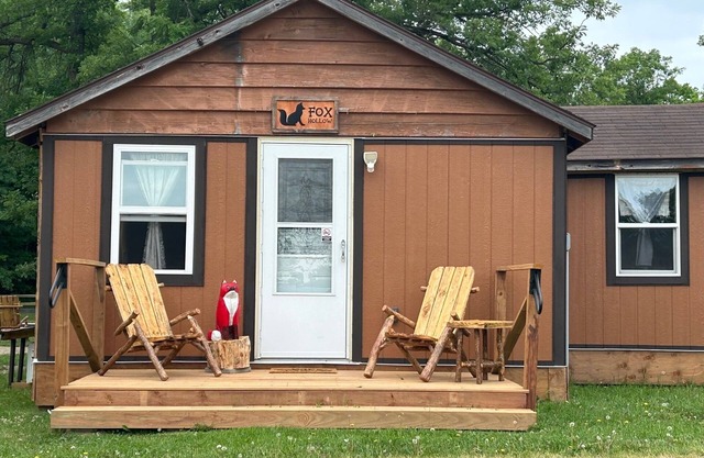 Fox Hollow Cabin - Three blocks from the iconic Federal Dam on Leech Lake!