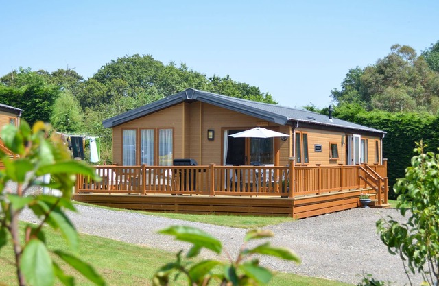 Foxes Run - a lodge that sleeps 4 guests in 2 bedrooms