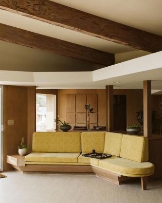 Frank Lloyd Wright student built riverfront home