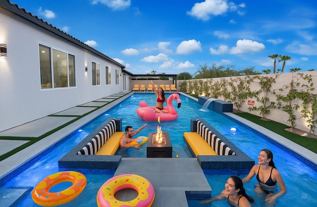 Free 4th Nt. Coachella Stagecoach Bookings , Thursday or Monday Only