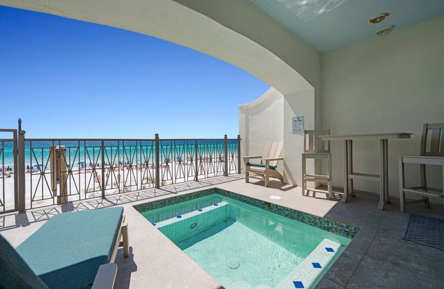 Free Beach Chairs Mar- Oct! Pets Welcome! Private Splash Pool!