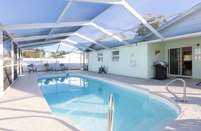 Free Heated Pool | Dog Friendly | No Cleaning Fee