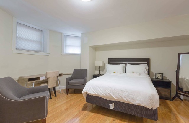 Free Parking at 1 Bed Basement Apt, Near BU & MIT