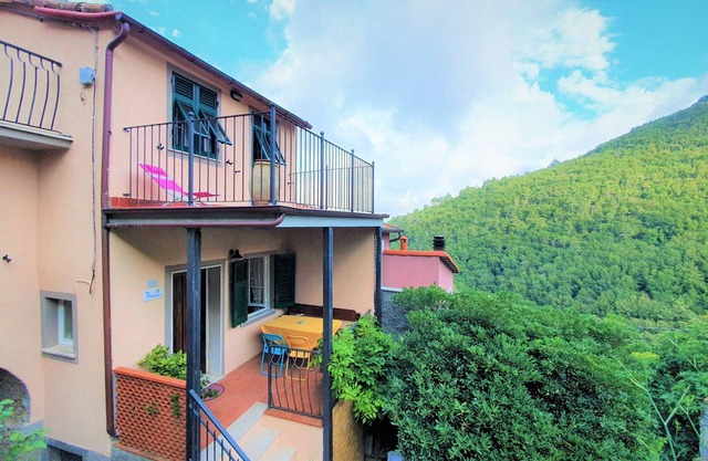 From Framanco 2. House for 4 in the green near the 5 Terre - Sea - Relax - Culture