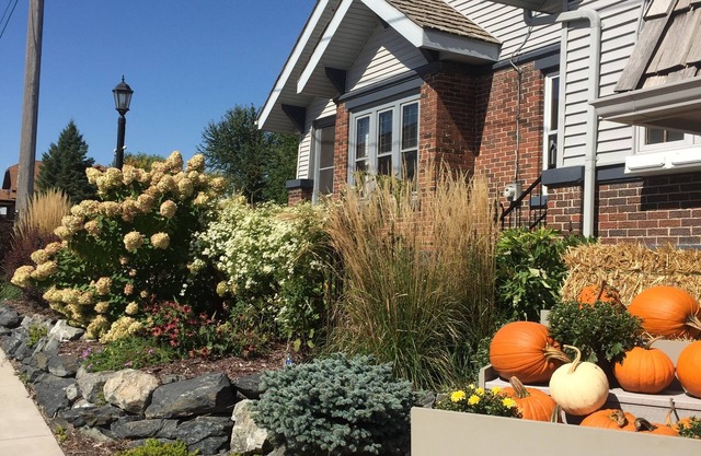 From Schwarz Supper Club to Road America, Schwarz Guest House is in Between.