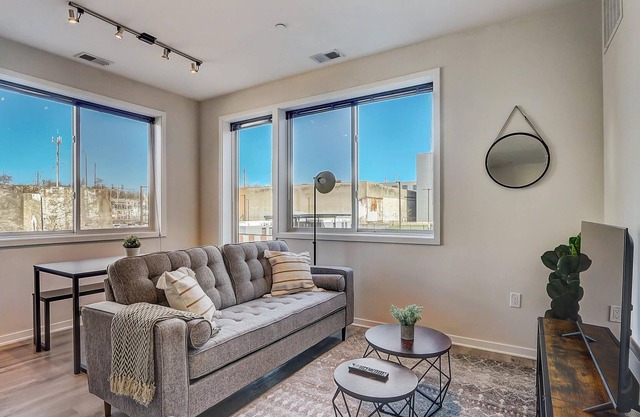 Frontdesk | Convenient 2BR Brewerytown Apt