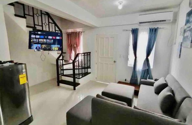 Full Aircon Camella House w/wifi Netflix hotwater