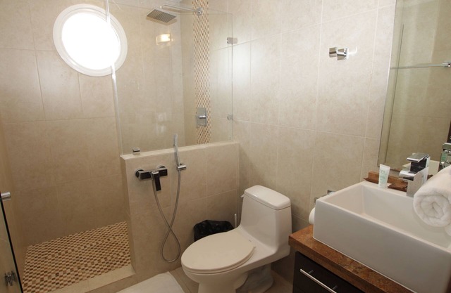 Fully equiped | 2BD, 2BA| Golf, Restaurant & Spa