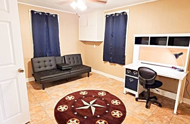 Fully Equipped 3BR Home in Jonesboro AR