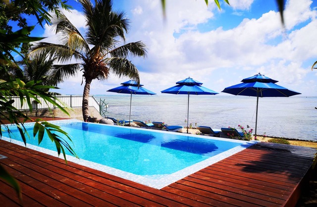 fully equipped house with sea front pool & deck, quiet vacation