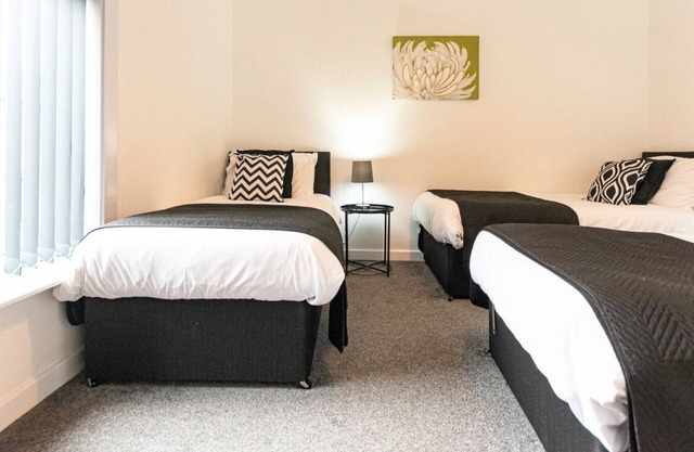 Fully furnished 2 Bedroom House in Bolton – Contractors Welcome