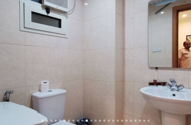 Fully Furnished 3 Rooms Serviced Apartment FOR RENT Sari St / UNIT 4