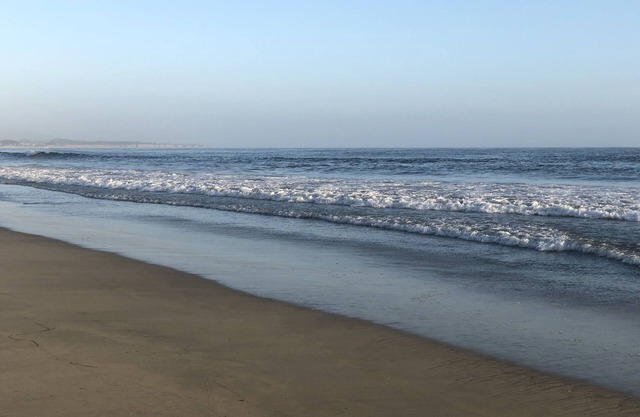 Fully furnished modern beach home in Miramar – just steps away from the ocean!