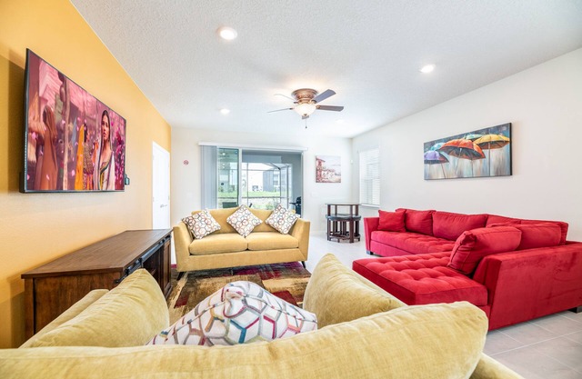 Fun & Relaxation! Luxury Villa at Windsor Island Resort minutes from Disney!