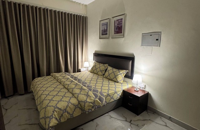 Furnished Private Studio Apartments near Union Metro Station