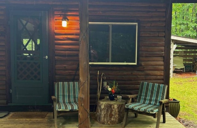 Gabriel`s Cabin in the Woods