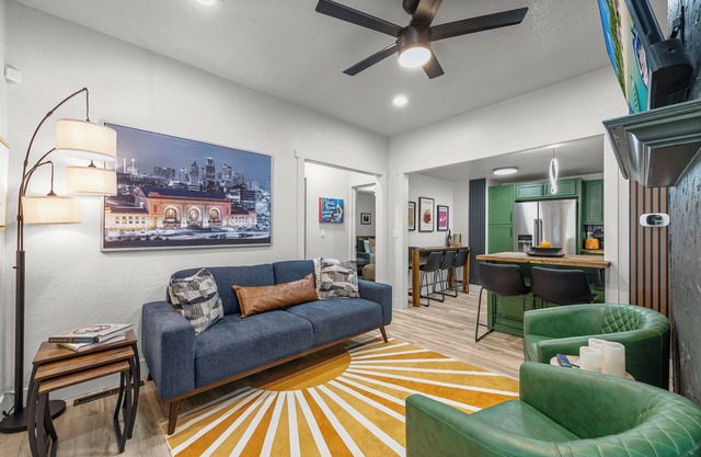 Game Days, Family Nights & Timeless Comfort Your Independence Escape Near it all