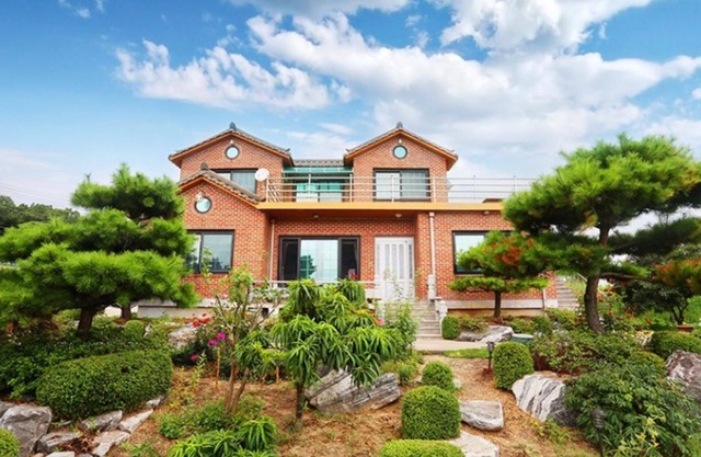 Ganghwa Nature Farm Pension