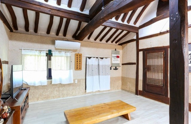 Ganghwado Hwanggeumbit Pension