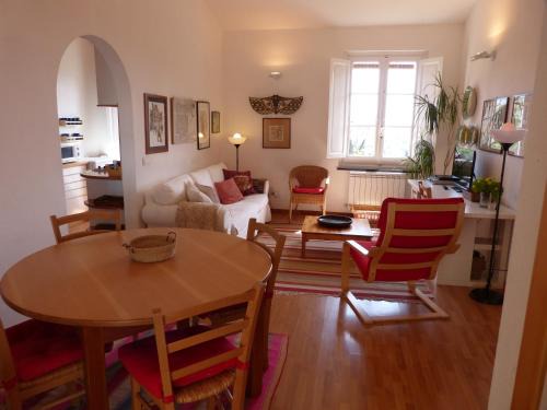 Garden Lodge