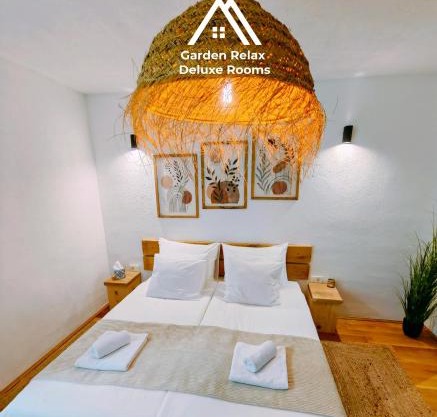 Garden Relax Bungalow "Deluxe Hotel Rooms, Pool, Parking"