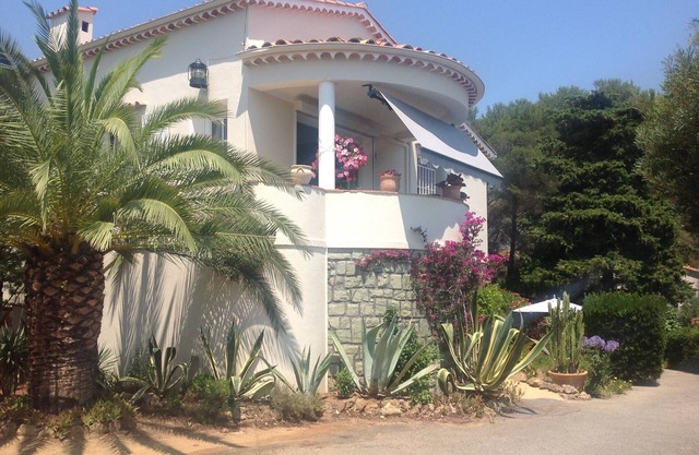 Garden Villa Rives d'Or, St Aygulf (500m sea)