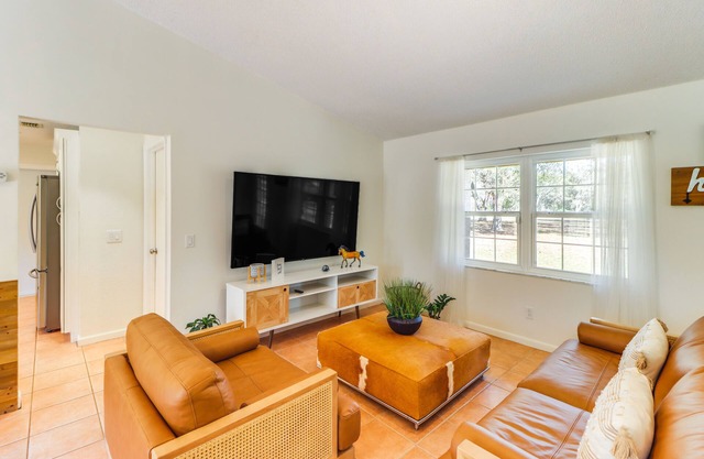 Gas Grill & Fire Pit: Peaceful Dunnellon Home!