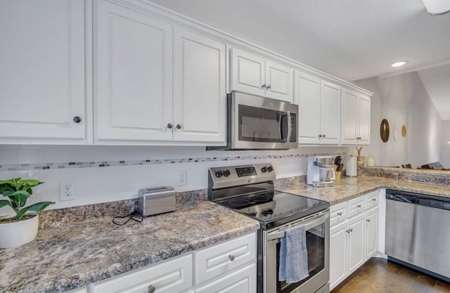 Gata Suite - Quiet Neighborhood 10 Minutes to GSU