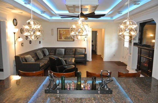 Gated! Luxurious + Upscale! 5Bedrooms + 5Kings! Just Remodeled! New Furnishings!