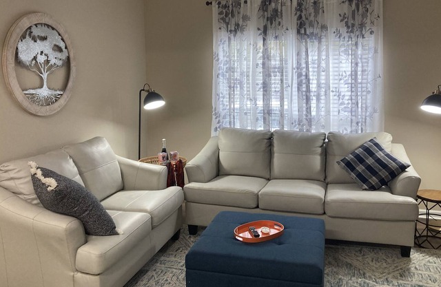 Gateway to Auburn: Book basketball, Spring Football, Grad and Camp War Eagle now